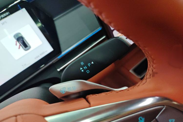 Used BYD Tang L 2025 EV 600KM All-Wheel-Drive LiDAR Flagship Model
