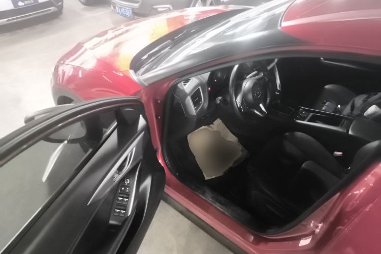 Used Mazda CX-4 2018 2.0L Automatic Two-Wheel Drive Blue Sky Premium Upgrade Version China VI Standard