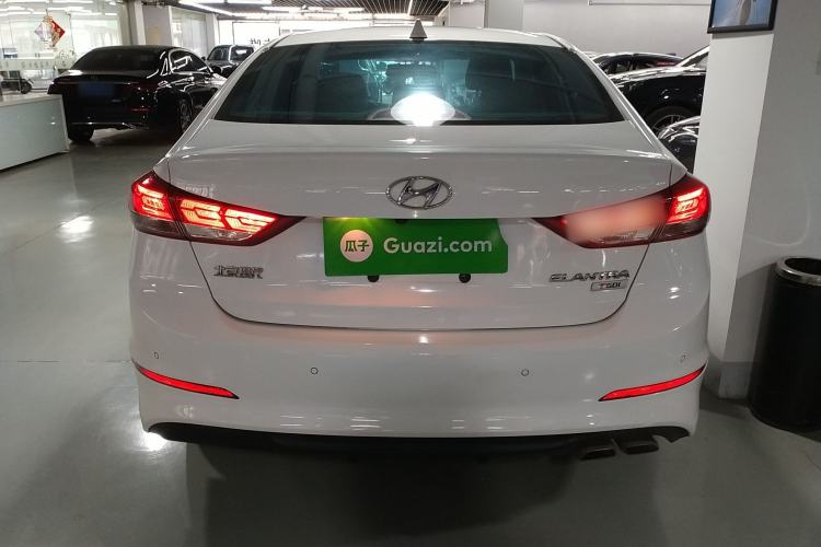 Used Hyundai Elantra 2019 1.4T Dual-Clutch Xuan Dong · Dynamic Model
