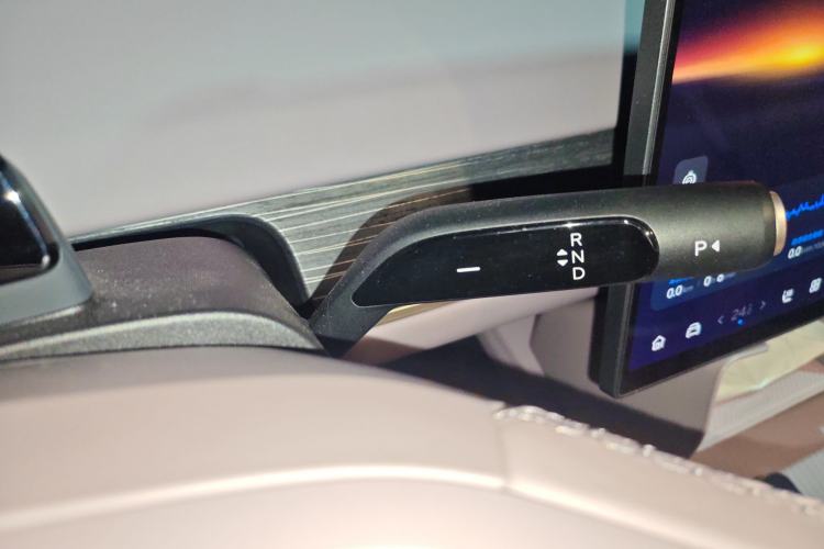 Used ONVO L60 2024 60 kWh Rear-Drive Version