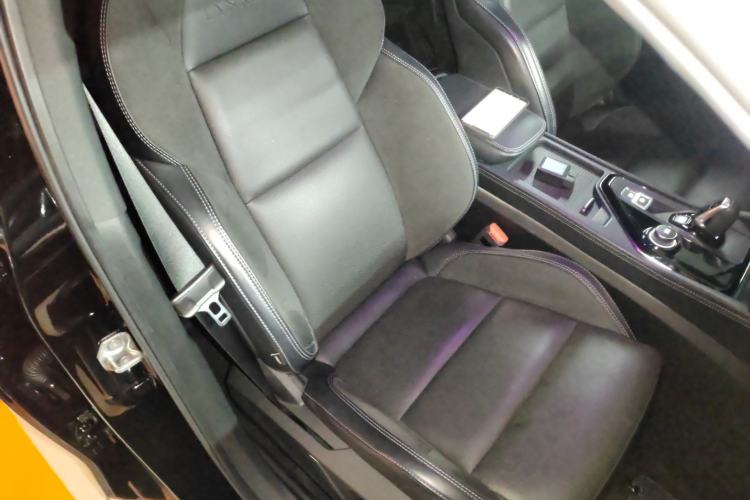 Used Lynk & Co 03 2022 2.0TD DCT JingPro
