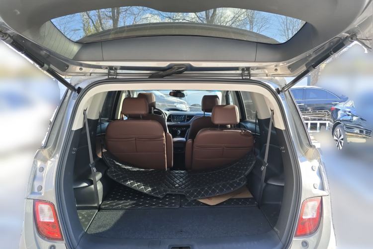 Used Buick GL6 2018 18T 6-Seater Prestige Model
