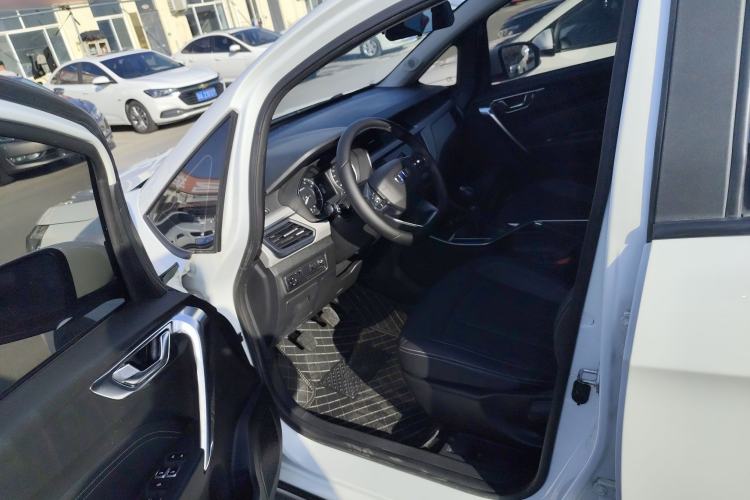 Used Geely Auto Vision X3 2019 Upgraded Model 1.5L Manual Elite Version
