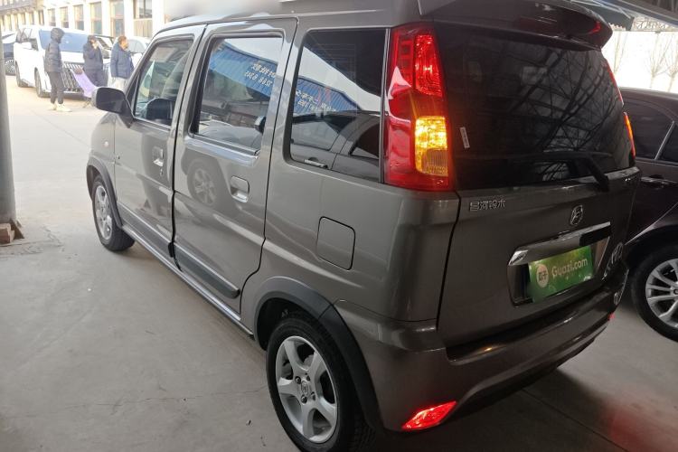 Used Suzuki Wagon R X5 2013 Cruise Edition 1.4L VVT Standard Model