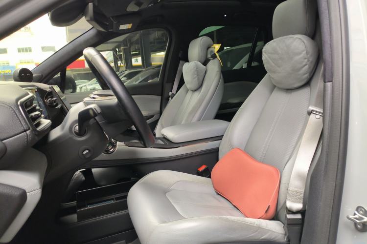 TDK.VehicleDetails.img