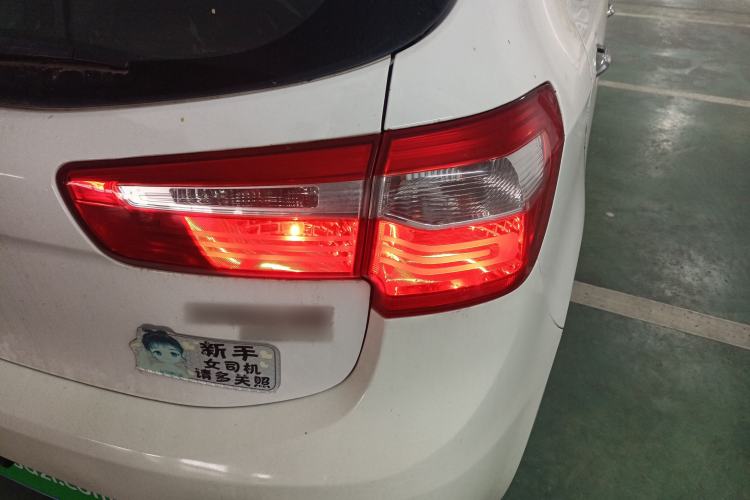 Used Kia K2 2012 Hatchback 1.6L AT Premium Commemorative Edition
