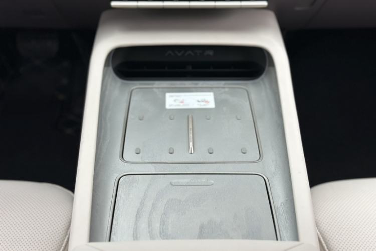 Used  12 2023 650 Three-Laser Four-Wheel Drive Performance Edition
