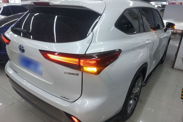 Used Toyota Highlander 2023 2.5L Smart Electric Hybrid Dual-Motor All-Wheel-Drive Luxury 7-Seater
