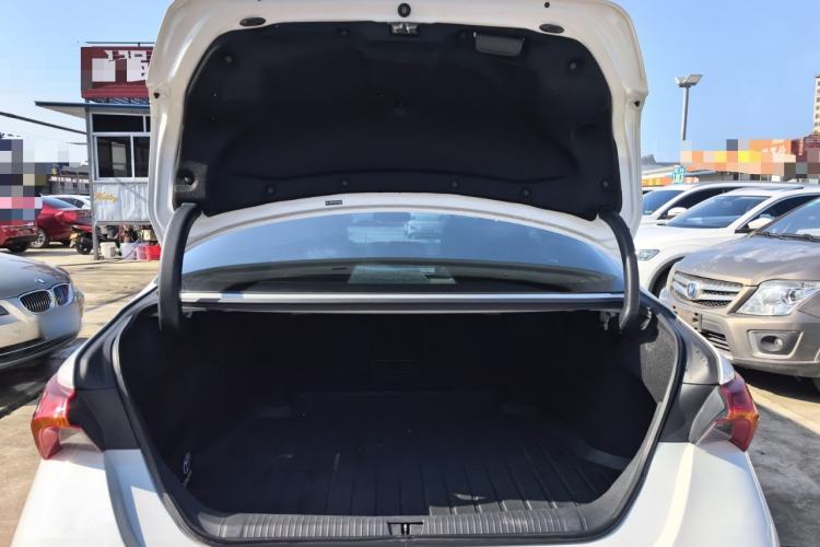 Used Toyota Avalon 2019 2.0L Ambition Edition China VI
