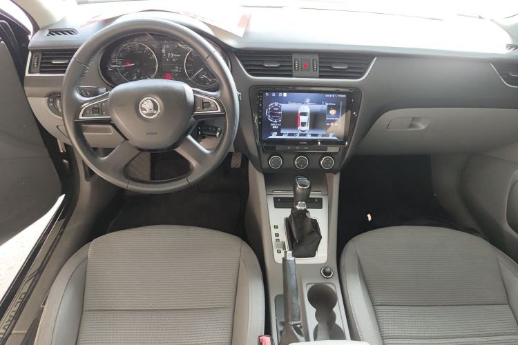 Used Skoda Octavia 2015 1.6L Automatic Yijie Edition