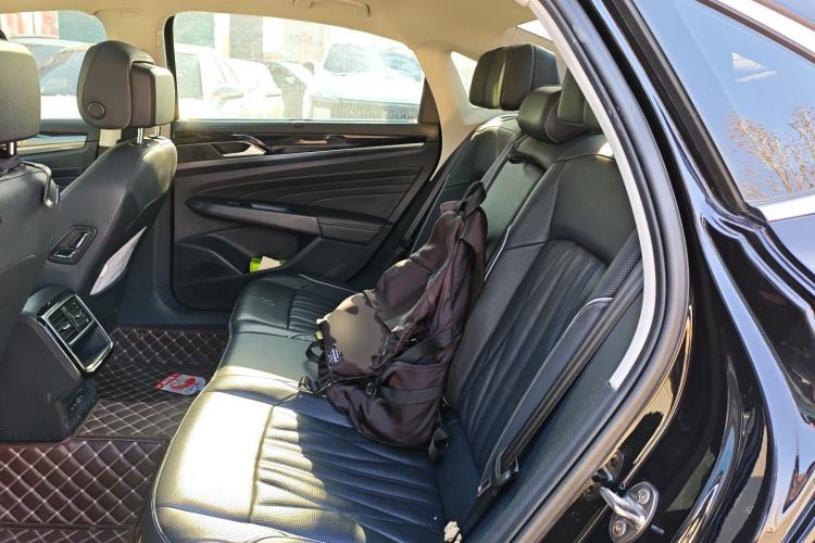 Used Volkswagen Passat 2022 330TSI Starry Luxury Edition – Exclusive Special Edition