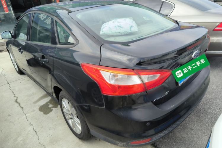 Used Ford Focus 2012 Sedan 1.6L Automatic Comfort Model