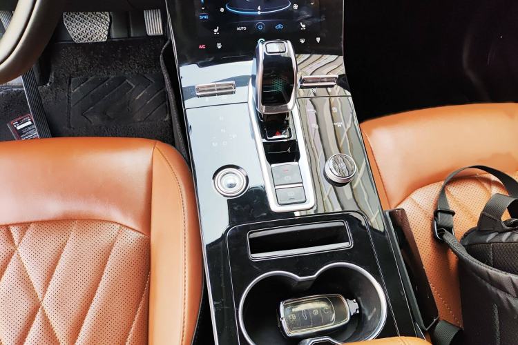 Used Chery Tiggo 8 PLUS 2022 290TGDI DCT Luxury Edition+
