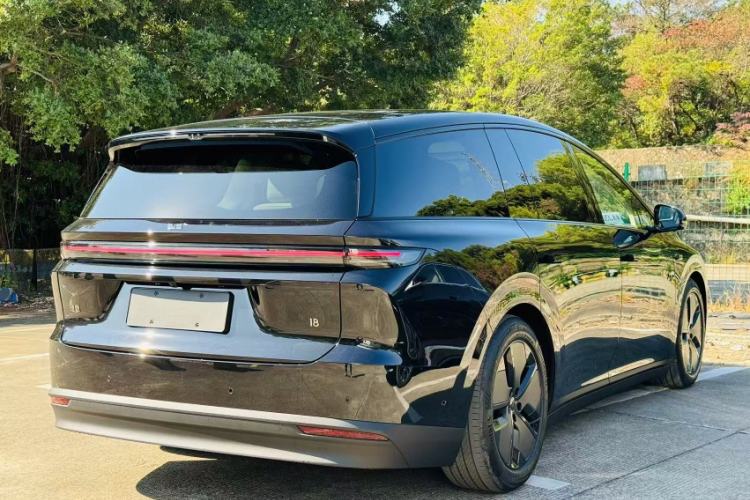 Used Li Auto Li Auto i8 2025 Standard Edition
