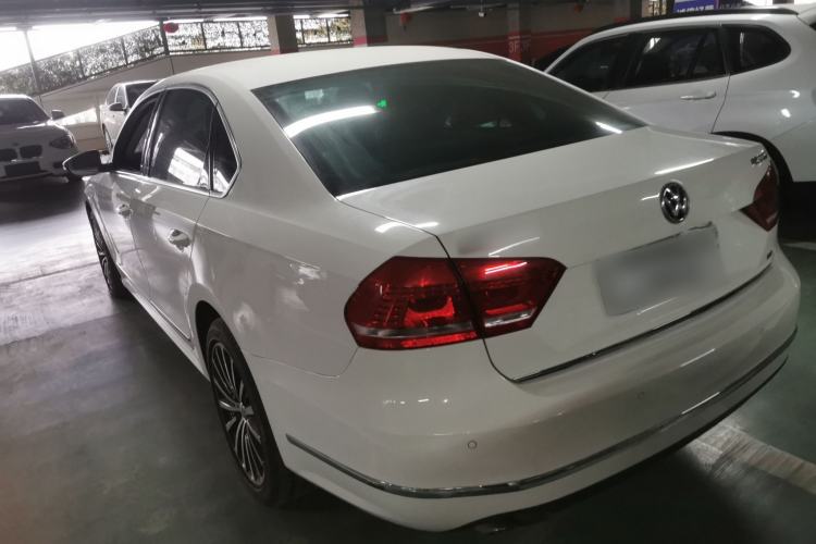 Used Volkswagen Passat 2014 1.8TSI DSG Prestige Navigation Edition
