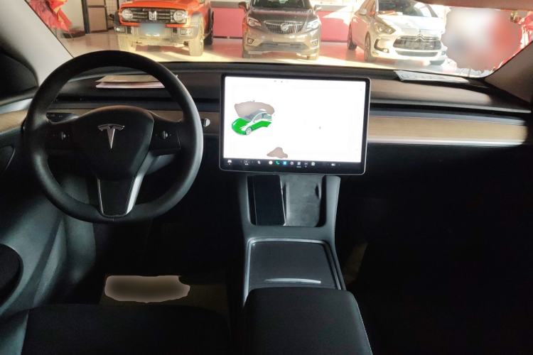 Used Tesla Model Y 2021 Long-Range All-Wheel-Drive Version
