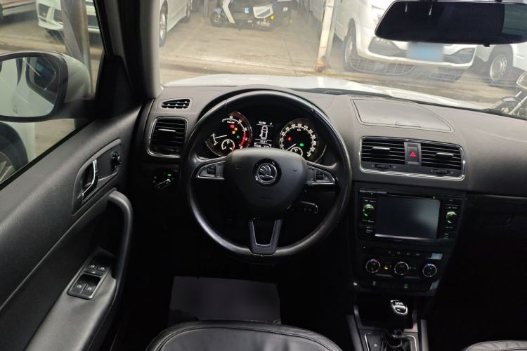 Used Skoda Yeti 2014 1.4 TSI DSG Polar Edition