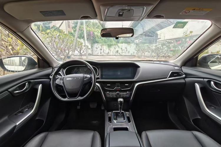 Used Venucia T90 2018 2.0L CVT Smart Connect Prestige Version China VI Standard
