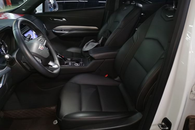 Used Cadillac XT4 2021 28T Two-Wheel Drive Leading Version
