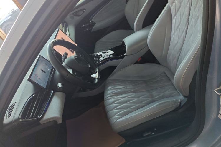 Used BYD Seal 2022 550 km Standard Range Rear-Wheel Drive Prestige Version
