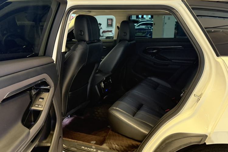 Used Land Rover Range Rover Evoque 2021 Range Rover Velar 249 PS R-Dynamic S Performance Edition