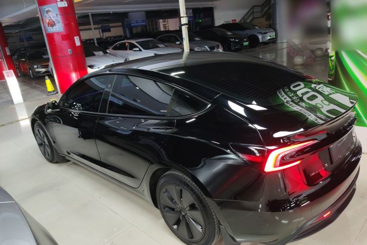 Used Tesla Model 3 2023 Rear-Wheel-Drive Version
