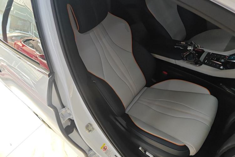 Used BYD Song PLUS New Energy 2023 Champion Edition DM-i 110KM Flagship Model
