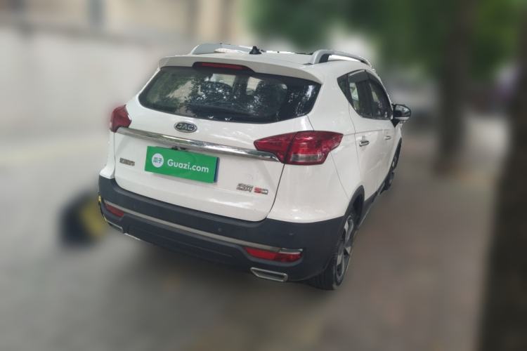 Used  Refine S3 2017 1.6L Manual Luxury Smart Model
