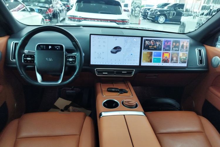 Used Li Auto L8 2023 Pro Model
