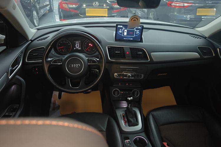 Used Audi Q3 2016 30 TFSI Fashion Model

