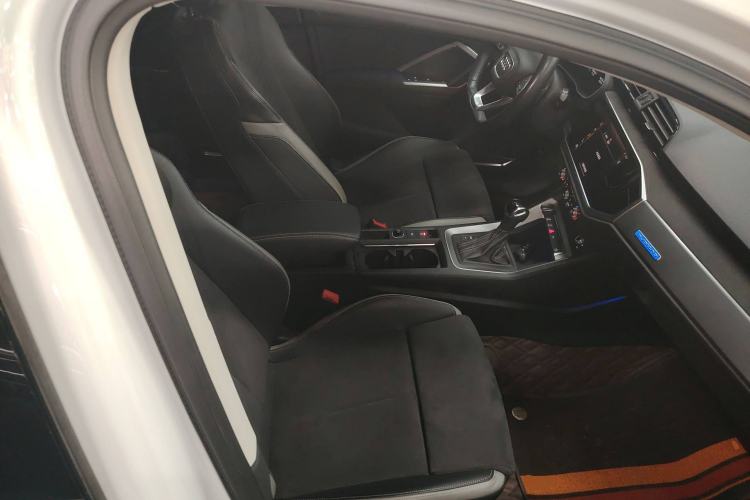 Used Audi Q3 2019 40 TFSI quattro Fashion Dynamic Model