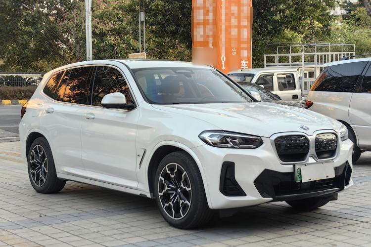 Used BMW iX3 2023 Leading Model
