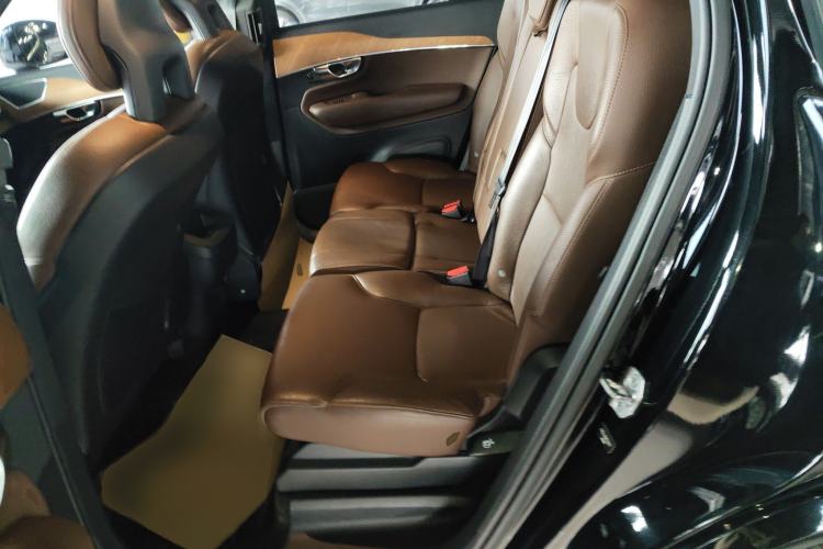 Used Volvo XC90 2021 B5 SmartDrive Luxury Edition 5-seater
