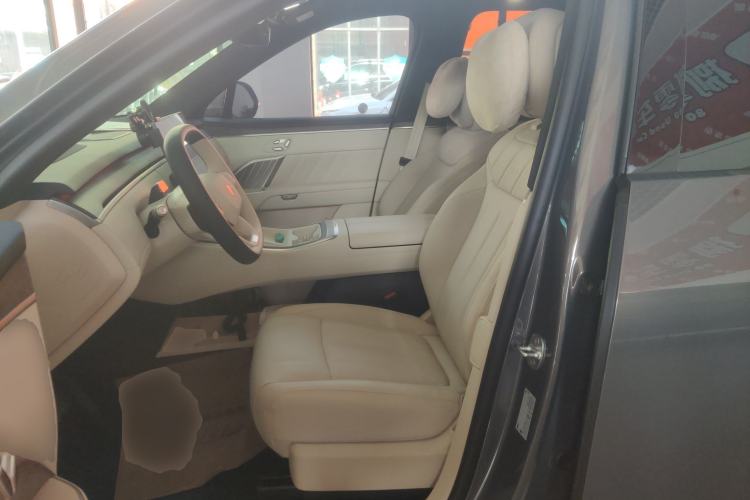 Used ONVO Luxeed L90 
