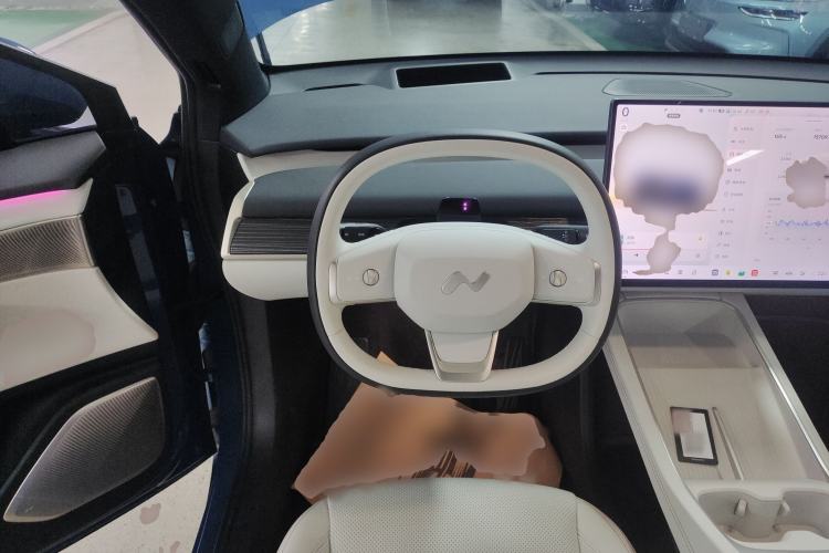 Used ONVO L60 2024 60 kWh All-Wheel Drive