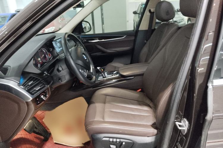 Used BMW X5 2017 xDrive28i
