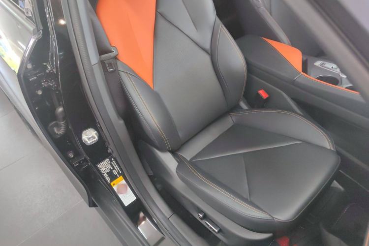 Used Changan UNI-V iDD 2023 ZhiDian iDD 1.5T 113km ZhiKu Model
