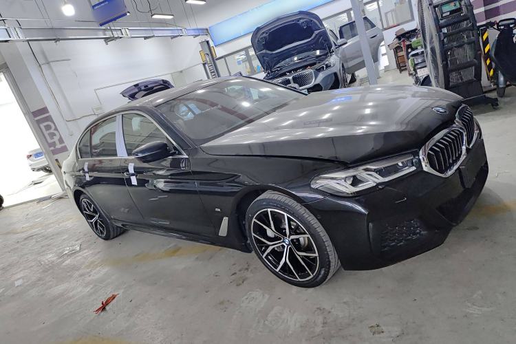 Used BMW 5 Series 2022 530Li Luxury Edition M Sport Package
