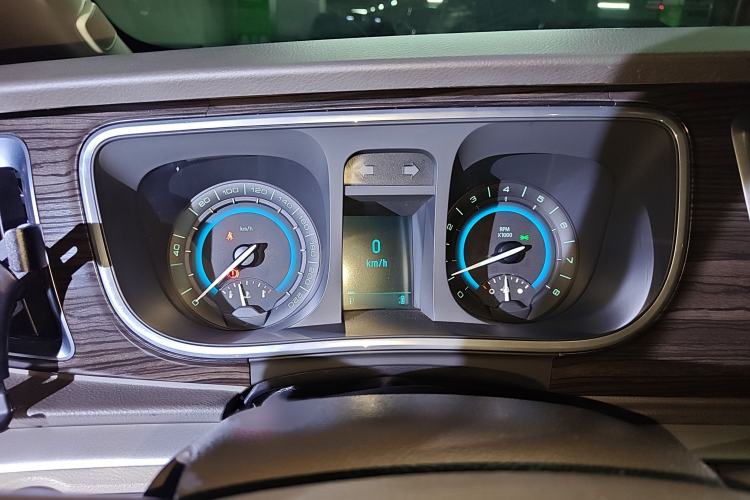 Used Buick GL8 2013 3.0L XT Luxury Business Flagship Edition
