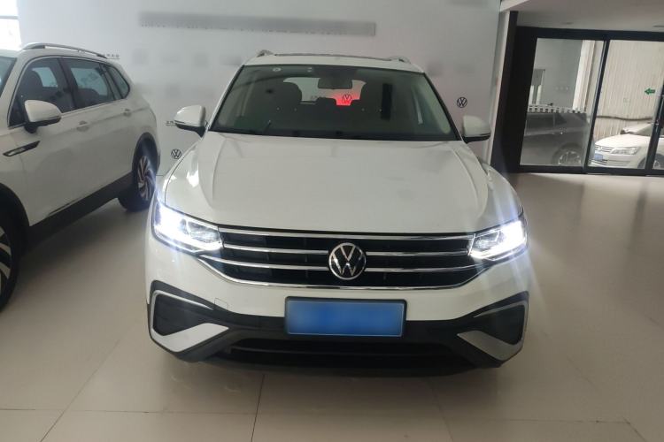 Used Volkswagen Tiguan L 2024 300TSI Automatic Two-Wheel Drive Smart Edition
