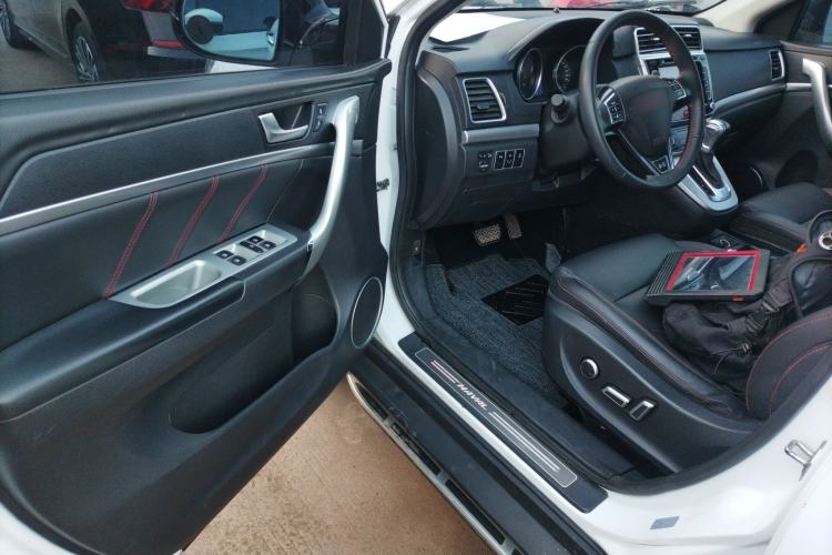 Used Haval H6 2015 Sport Edition 1.5T Automatic Two-Wheel Drive Luxury Model