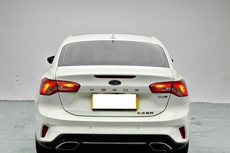 Used Ford Focus 2021 Sedan EcoBoost 180 Automatic Trendy Model