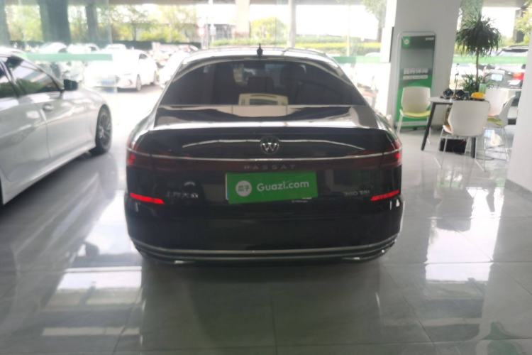 Used Volkswagen Passat 2024 380TSI Elite Edition
