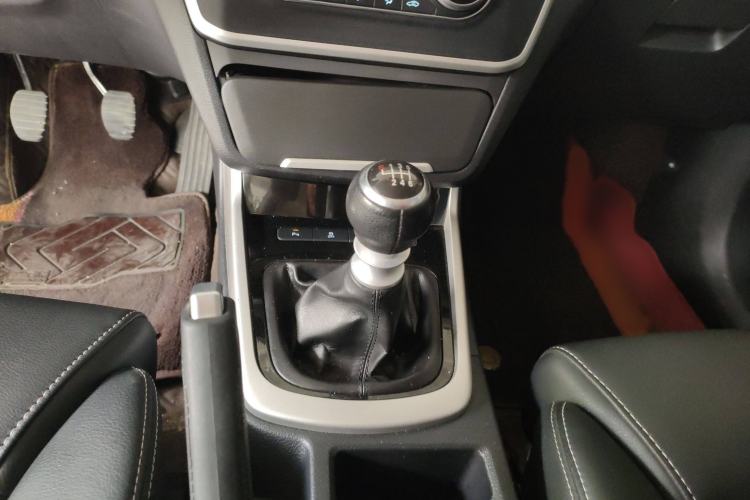 Used BYD Song MAX 2017 1.5T Manual Smart Connect Luxury 7-Seater
