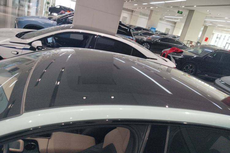 Used  SL03 2022 515 Pure Electric Version
