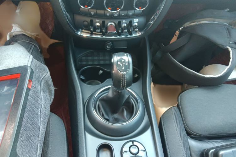 Used  Clubman 2016 Updated 1.5T COOPER Geek Edition
