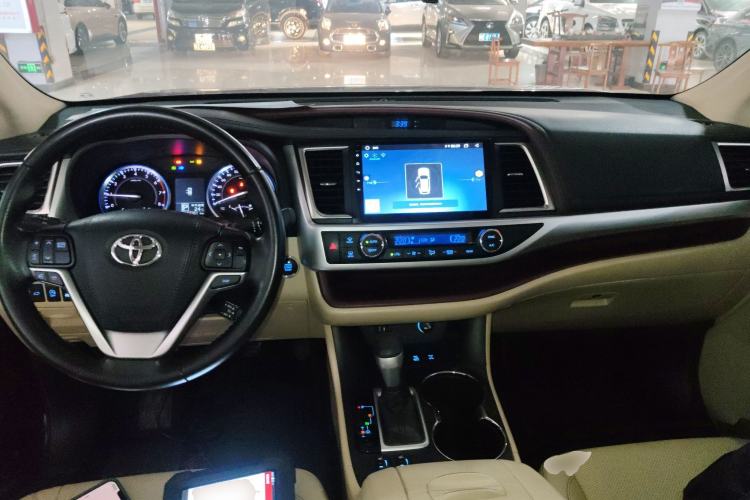 Used Toyota Highlander 2015 2.0T Four-Wheel Drive Luxury Edition 7-Seater