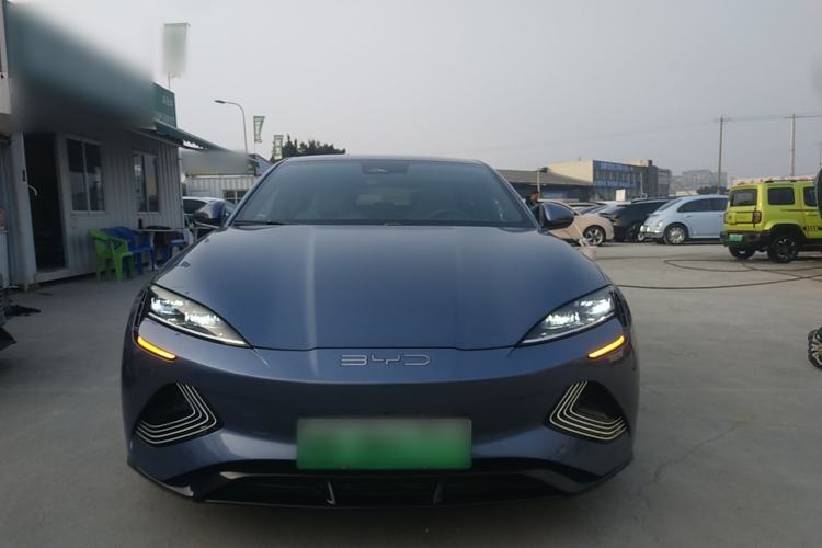 Used BYD Seal 2022 700 km Long-Range Rear-Wheel-Drive Version
