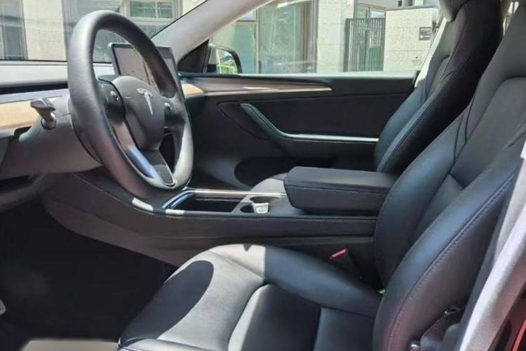 Used Tesla Model Y 2022 Rear-Wheel-Drive Version