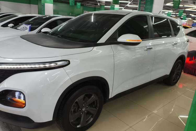 Used Baojun RM-5 2019 1.5T Manual Elite Version with 24-Hour Online Service 6 Seats
